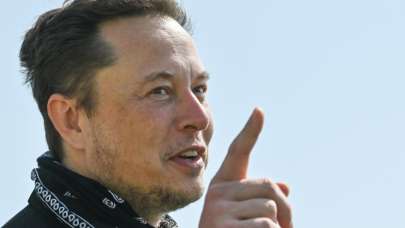 Elon Musk'tan üniversite öğrencisine 5 bin dolar teklif