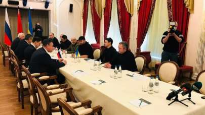 Dünyanın gündemine oturan krizde, taraflardan Ukrayna talebini açıkladı: Kırım ve Donbas...