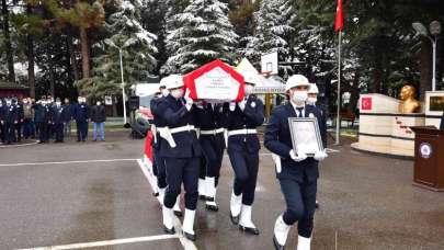 Kalp krizi sonucu şehit olan komiser yardımcısının cenazesi Kilis’e uğurlandı