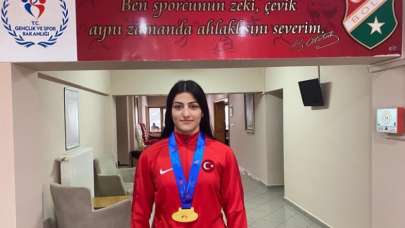 Ahıska Türkü Elvira güreşte Avrupa'nın zirvesinde