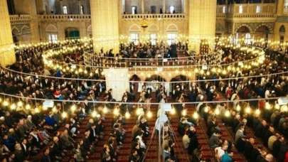 Teravih namazı camilerde kılınabilecek mi?