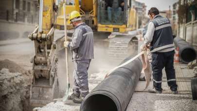 Zafertepe Mahallesinde yağmur suyu çalışması sürüyor