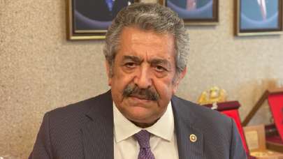 İhaneti pazarlayanlarla Cumhur İttifakı'nı mukayese etmek ilme karşı saygısızlıktır