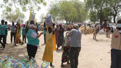 Cansuyu Çad’da yardım organizasyonu düzenledi