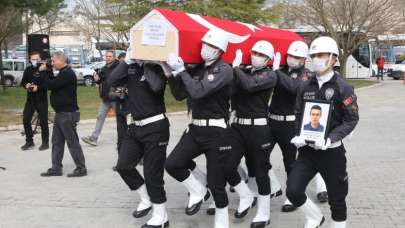Şehit polis son yolculuğuna uğurlandı