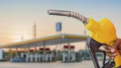 Benzin istasyonlarında kargaşa