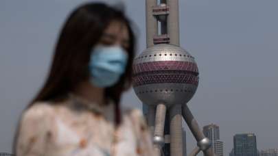 Şanghay'daki kapanma şehrin büyük bölümünde sürüyor