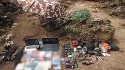 Pençe Kilit'te çok sayıda mühimmat ele geçirildi