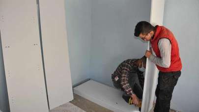 Meslek lisesi öğrencilerinden 54 binden fazla eve destek