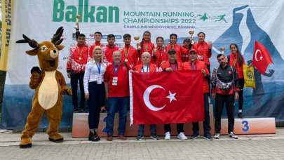 Milli atletlerden 4'ü altın 7 madalya