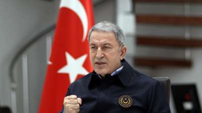 Bakan Akar: Pençe Kilit Operasyonu'nda etkisiz hale getirilen terörist sayısı 100'ü geçti