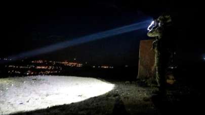 Gri kategoride aranan terörist teslim oldu