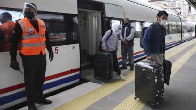İstanbul'a yılın ilk 5 ayında hızlı trenle 1,1 milyondan fazla yolcu geldi