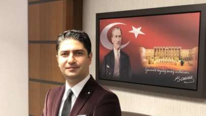 Kılıçdaroğlu, gençlerimizden kırmızı kartı yemiş, bütün çabası boşuna gitmiştir