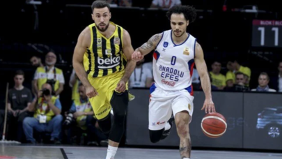 Anadolu Efes seriyi 2-1 yaptı