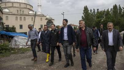 Bakan Kurum Akyurt'ta incelemelerde bulundu