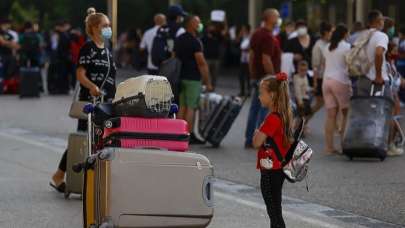 Antalya'ya gelen turist sayısı 3 milyonu aştı