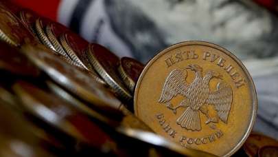 Batı'nın Rusya'ya uyguladığı yaptırımlar elinde patladı! Ruble zirveye çıktı