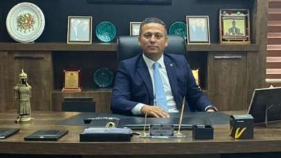 Zile'de Cumhurbaşkanı afişine çirkin saldırı