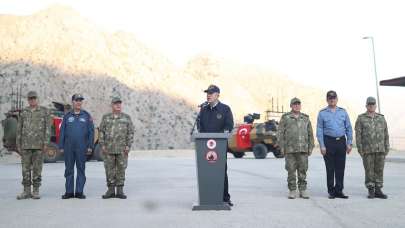 Bakan Akar: Pençe-Kilit Operasyonu’nda 277 terörist etkisiz hale getirildi