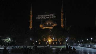 Hain darbe girişiminin yıl dönümünde 81 ilde sela okundu