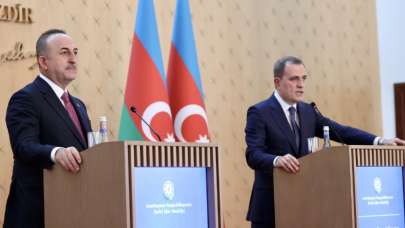 Azerbaycan Dışişleri Bakanı Bayramov Türkiye'ye geliyor