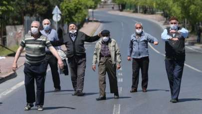 Türkiye'nin yaşlı nüfus oranı 2050'de yüzde 20'ye yükselecek