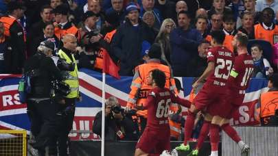 Liverpool yıldızlarıyla kazandı