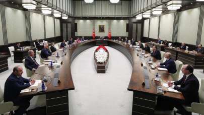 Kabine toplanıyor: Gündem, EYT ve sözleşmelilere kadro