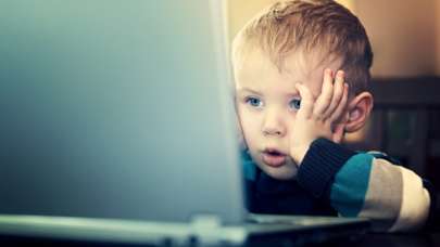 Dezenformasyon yasası çocukları da koruma altına alacak