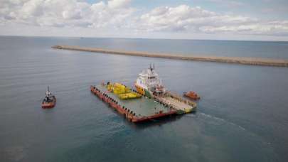 Sakarya Gaz Sahası'nın tabanına çelik ekipman yerleştirme işlemleri sürüyor