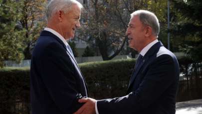 Milli Savunma Bakanı Akar ve İsrailli mevkidaşı Gantz'dan ortak basın toplantısı