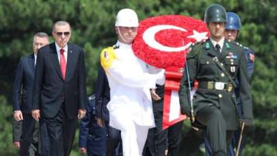 Cumhurbaşkanı Erdoğan: Mücadelemizi kararlılıkla sürdüreceğiz