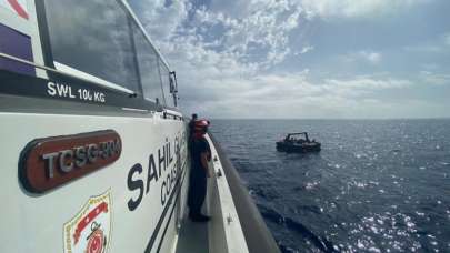 Yunanistan'ın ölüme terk ettiği 18 bin 387 düzensiz göçmen kurtarıldı