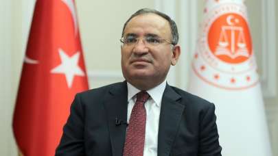 Adalet Bakanı Bekir Bozdağ: 8 savcı ve 2 başsavcıvekili görevlendirildi