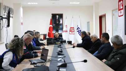 Deprem sonrası Bilecik Afet ve Acil Durum Koordinasyon Kurulu toplandı