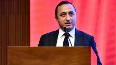 Ankara Büyükşehir Belediyesi'nin 4 yılı müsrifçe harcadı, tüketici belediyecilik yapılıyor