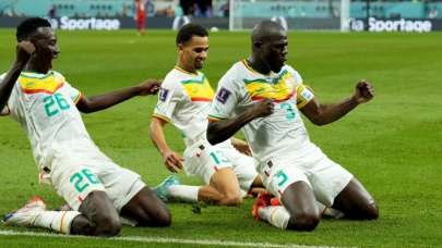 Senegal turladı, Valencialı Ekvador veda etti