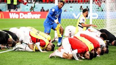 Tur sevincini secdede yaşadılar