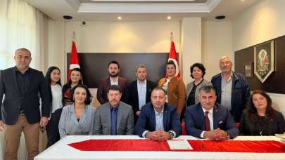 Kozan’da MHP’ye katılım