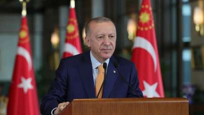 Fırsat eşitliği ve liyakat gibi değerleri kamu ve özel sektörümüze yerleştirmenin gayretindeyiz