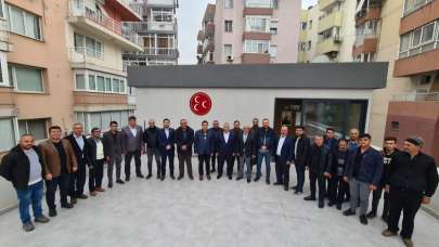 İP’ten ve CHP’den istifa edip MHP’ye katıldılar