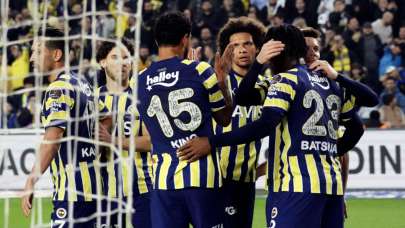 Hatay’a 4 atan Fenerbahçe maç fazlasıyla lider