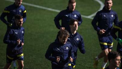 İşte Fenerbahçe'nin yeni stoperi! Genç yetenek geliyor...