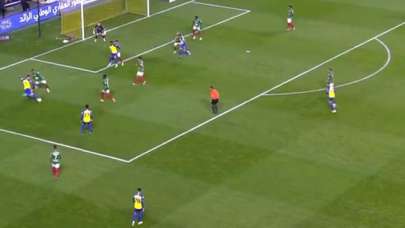 Sen ne yaptın Ronaldo! Suudi Arabistan'daki ilk maçında tribünleri deliye döndürdü