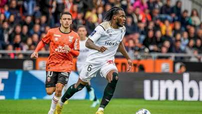 Galatasaray stoperini Fransa'da buldu