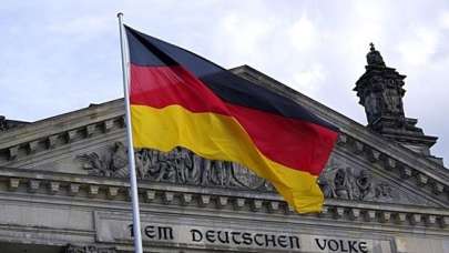 Hükümete güven dibe vurdu! Almanya’da yapılan anket tüm çıplaklığı gözler önüne serdi