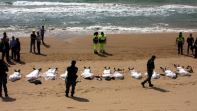 Resmen katliam! 2 bin 390 kişi öldü