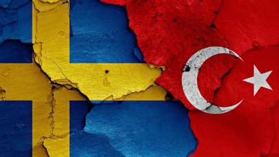 Türkiye'den İsveç'e zor soru: Tevrat sayfalarını yaksalar ifade özgürlüğü diye tanımlar mısınız?