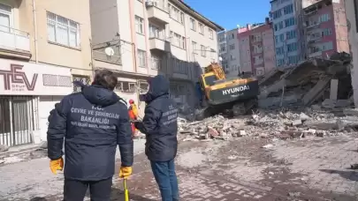 Bakan Kurum: Acil yıkılması gereken 50 bin 576 bina tespit edildi